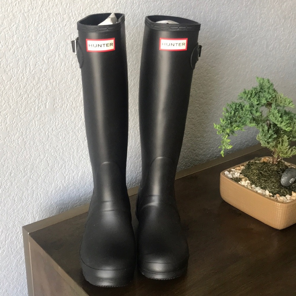 Brand NEW hunter boots